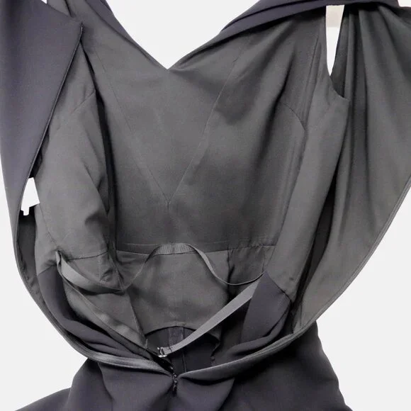 Vince 10 Black Double-V Neck Sleeveless Wide Leg Culotte Jumpsuit with Pockets - Picture 11 of 16